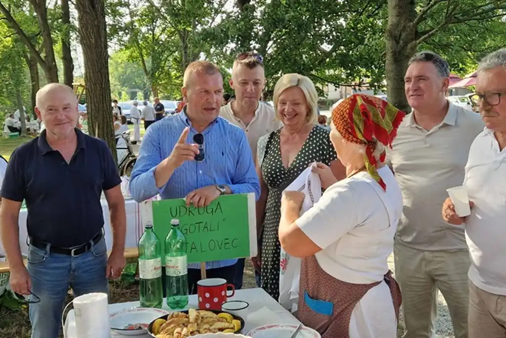 žetvene svečanosti, trnovec009