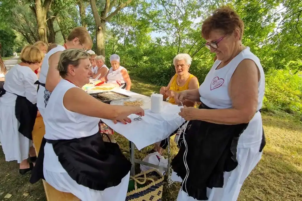 žetvene svečanosti, trnovec016